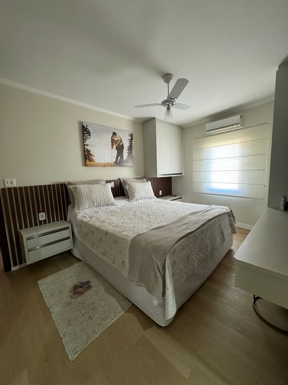 Cama king seminova 