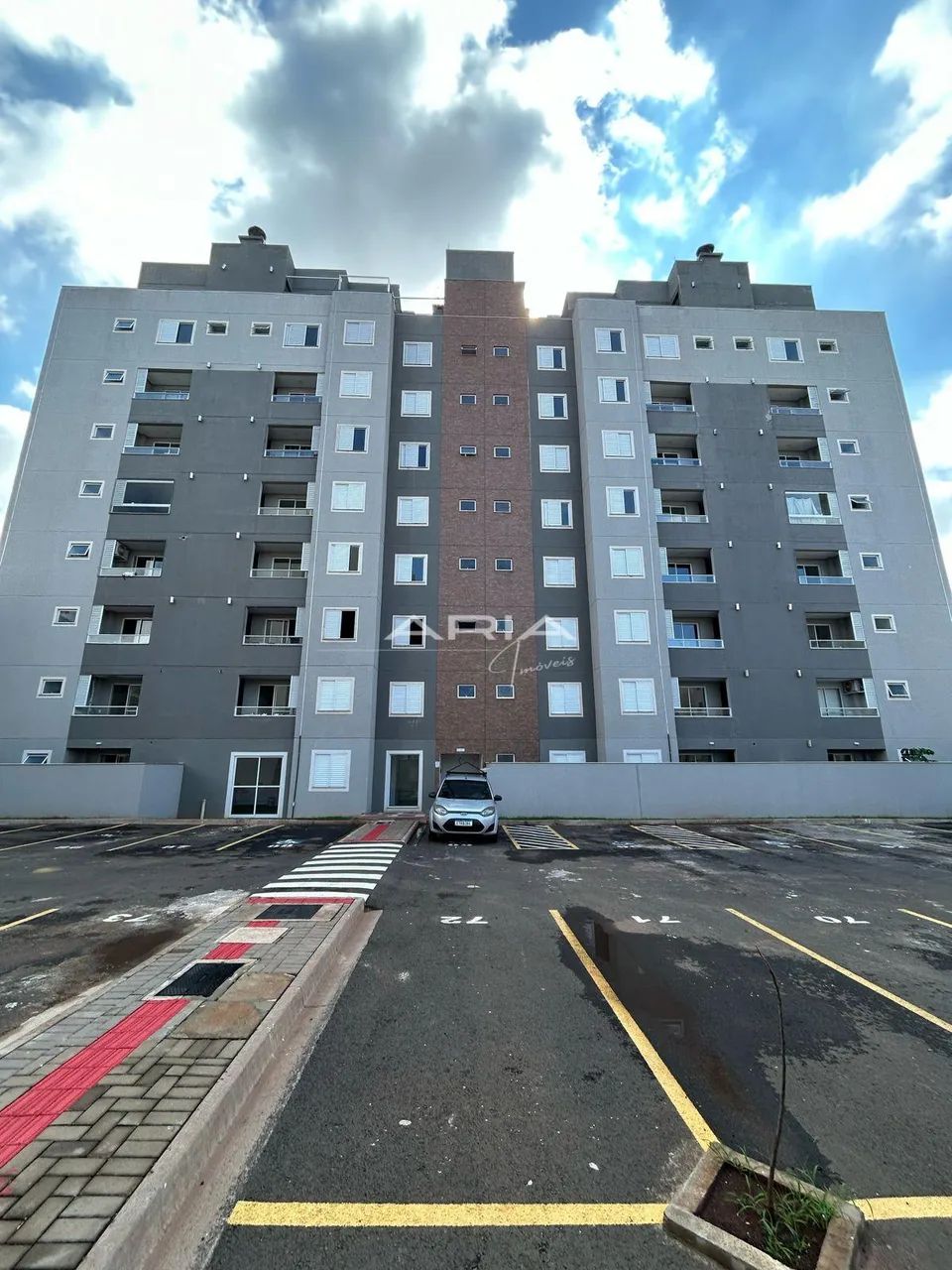 Duplex com 3 quartos, 1 suíte e 2 vagas, Pinheiros, LONDRINA - PR - Foto 3