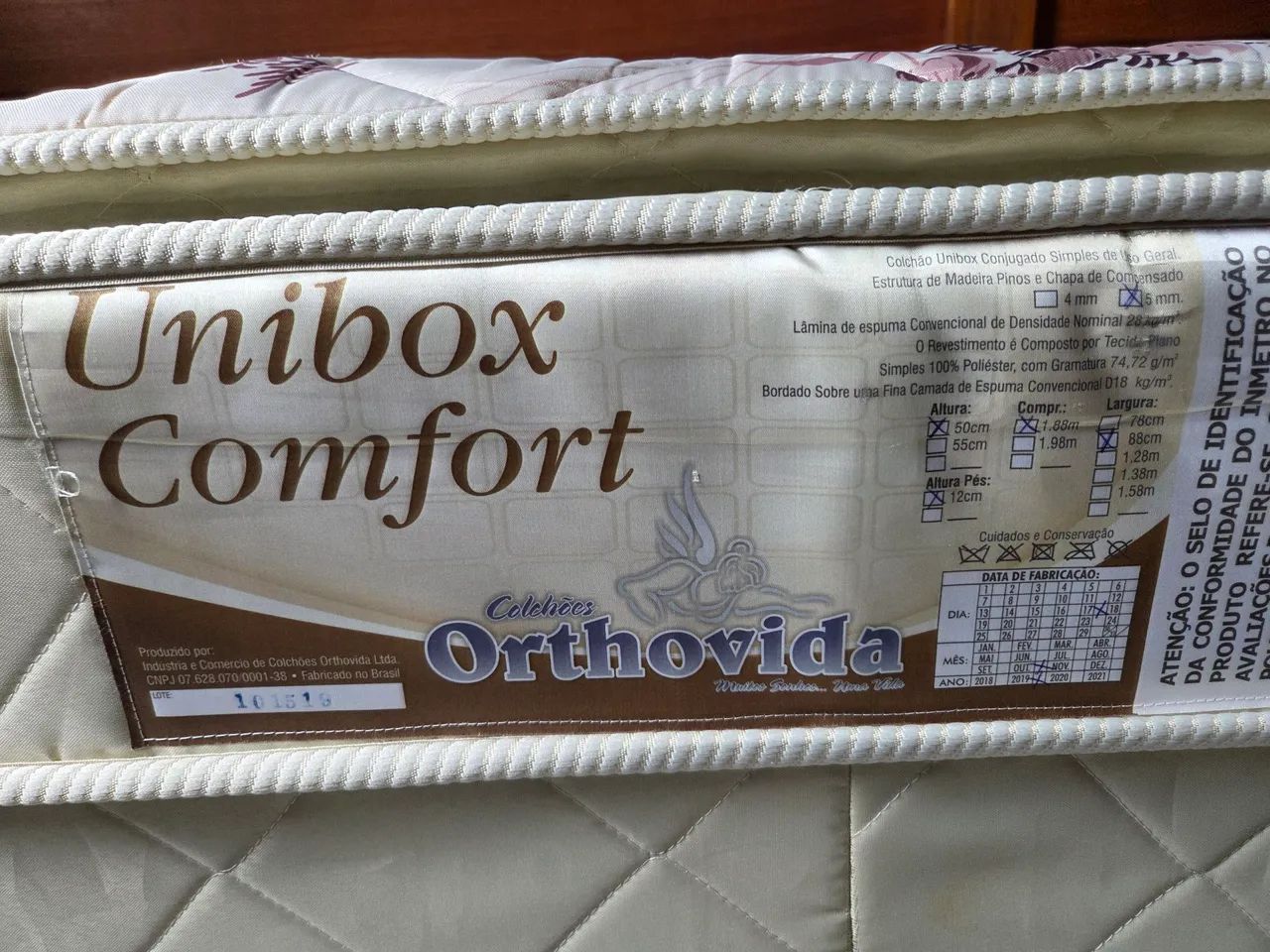 Cama solteiro box integrada com capa65573826362626121