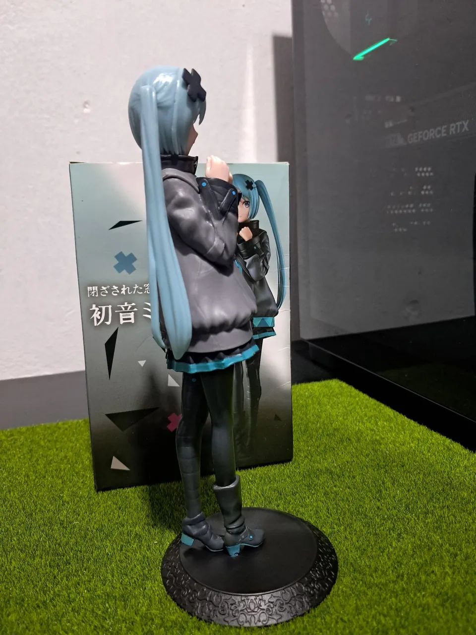 Action Figure Hatsune Miku The Closed World Window 20cm - Foto 5