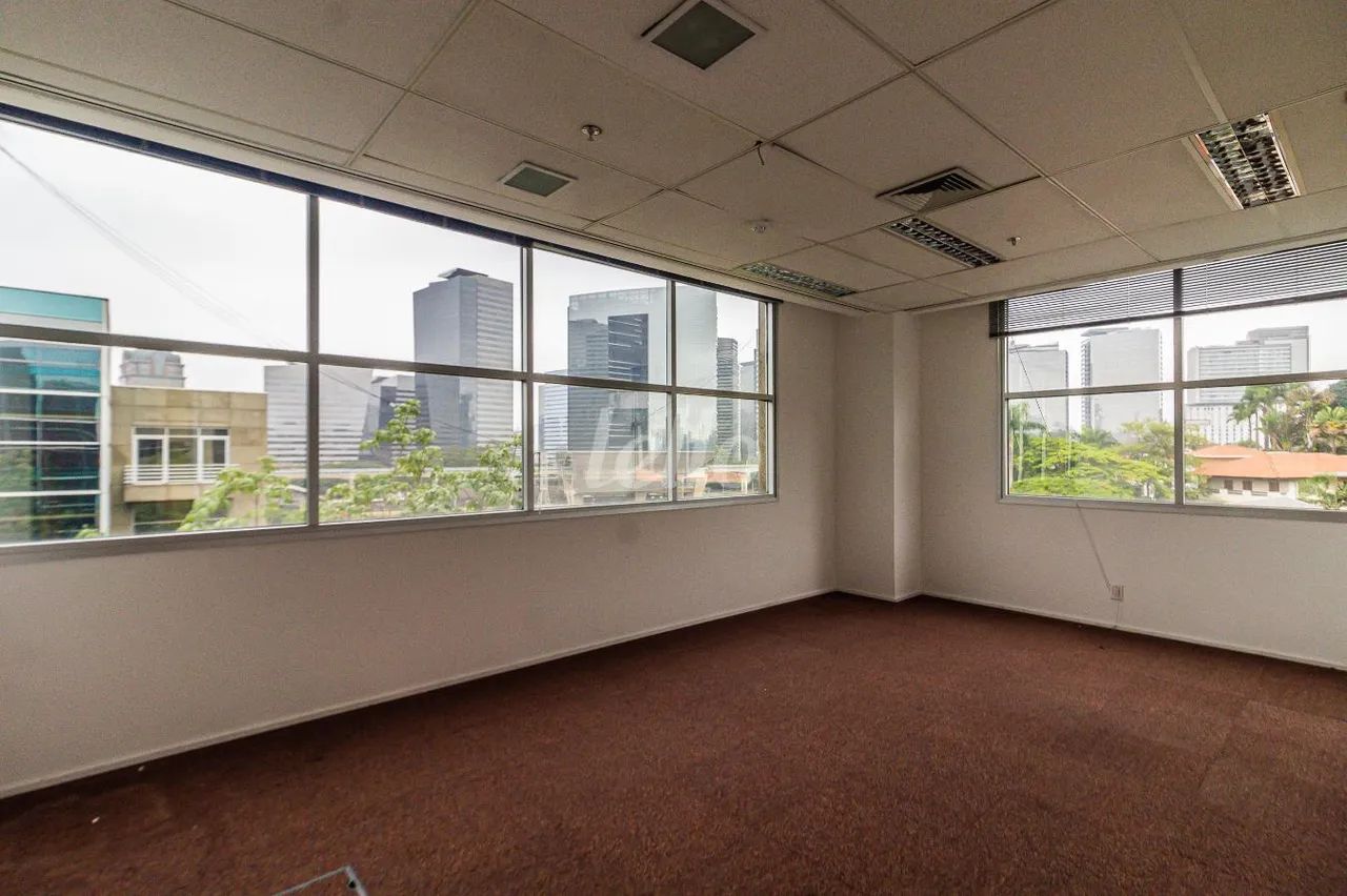 Comercial para alugar no(a) Jardim Morumbi - Foto 5