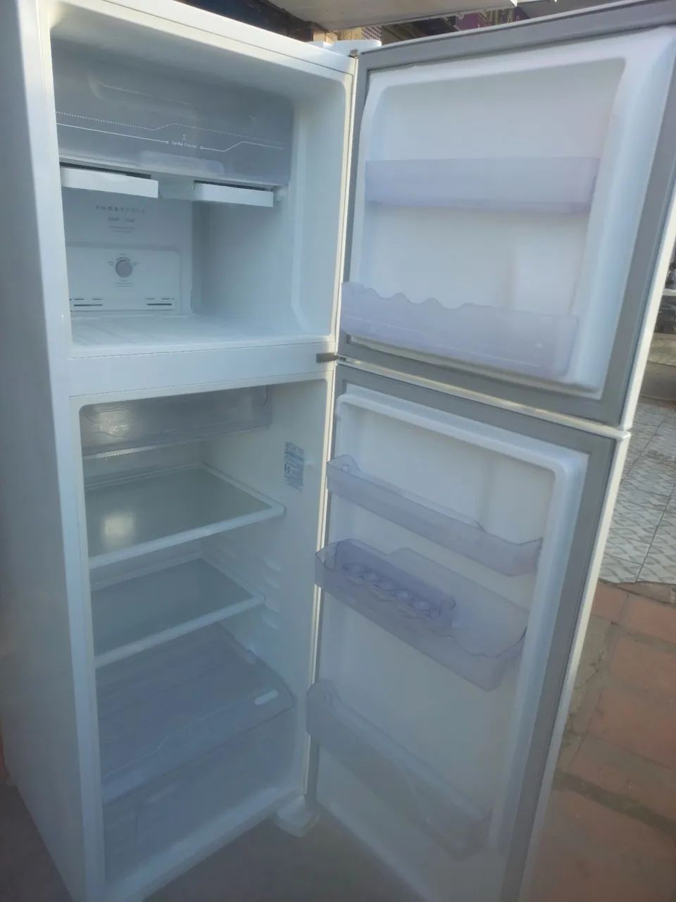 Geladeira Dúplex Eletrolux em ótimo estado  - Foto 2