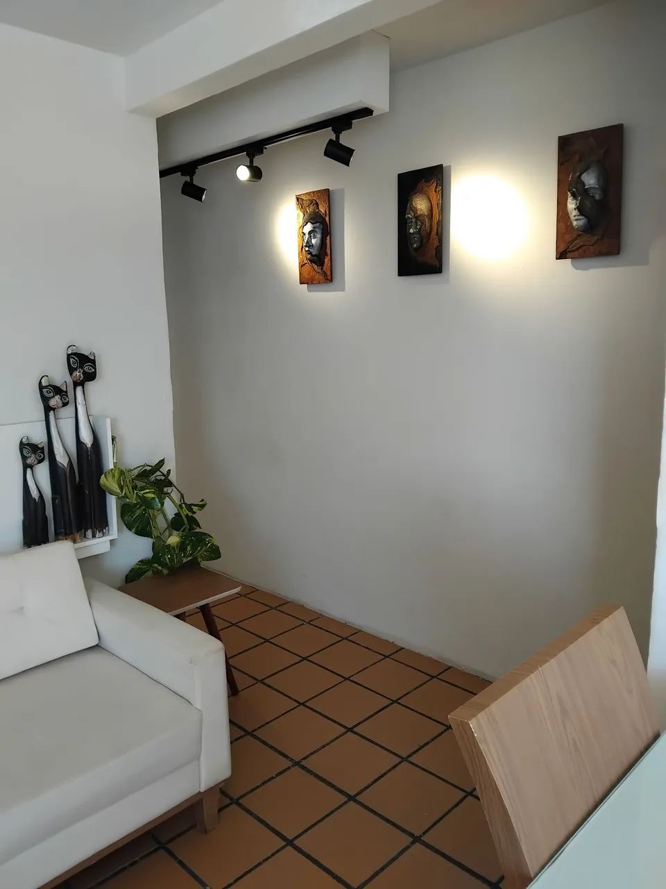 QUARTO MOBILIADO + ALMOÇO  - Foto 5