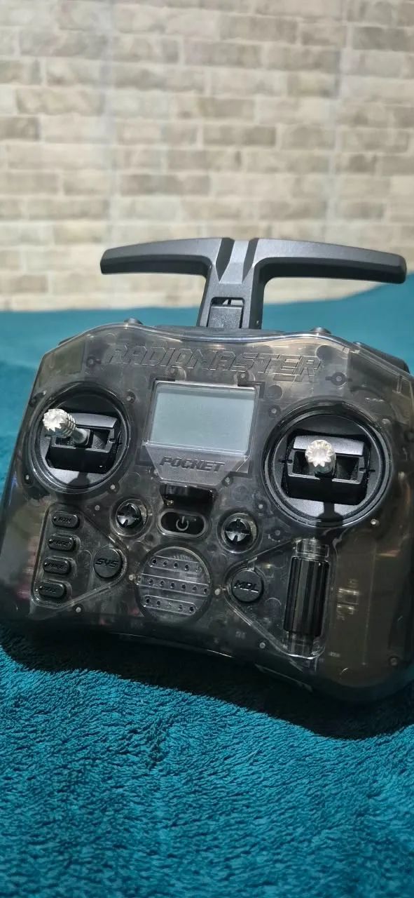 Radiomaster Pocket (ELRS) + Bateria