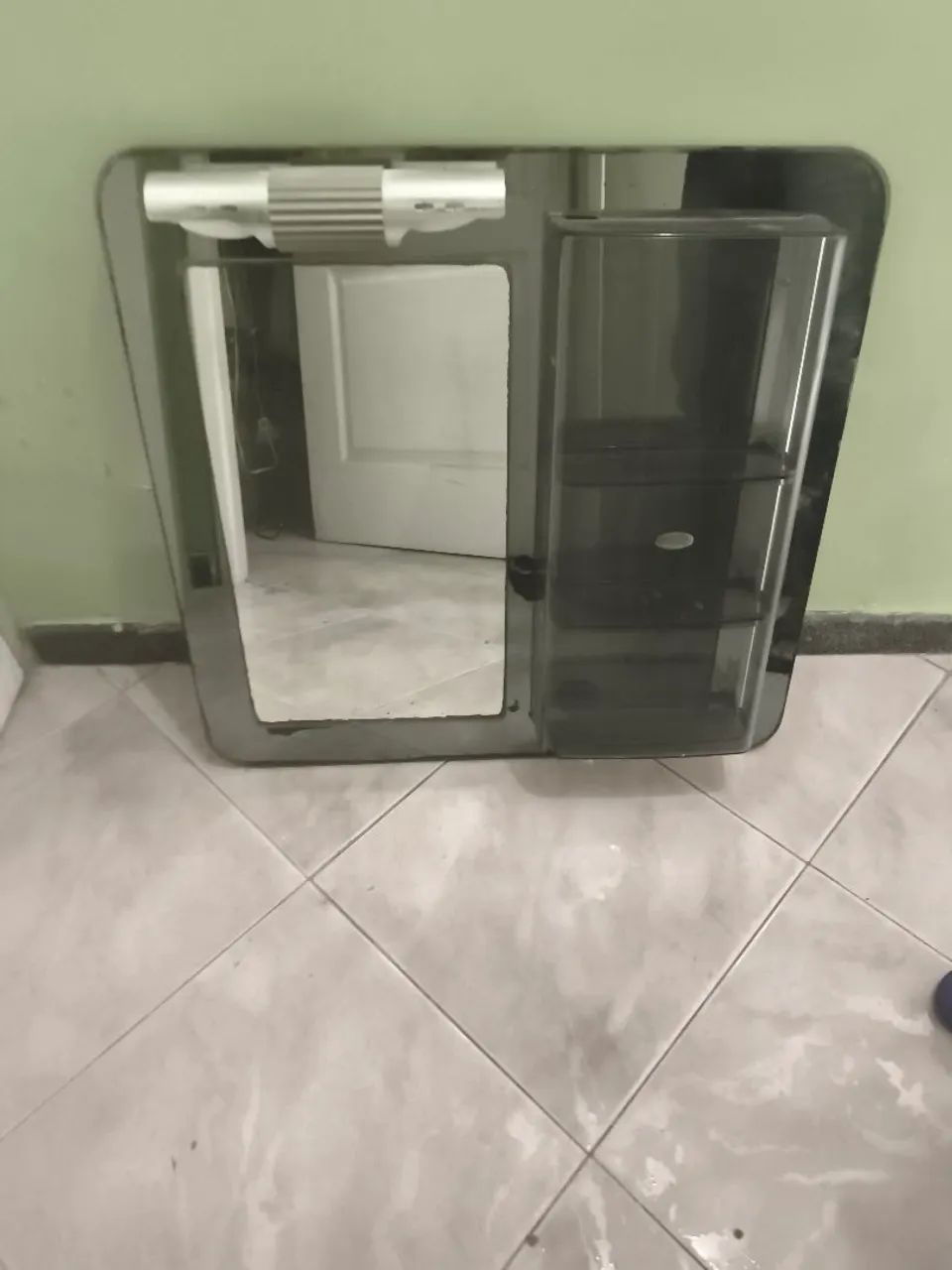 Espelho e portas produtos.