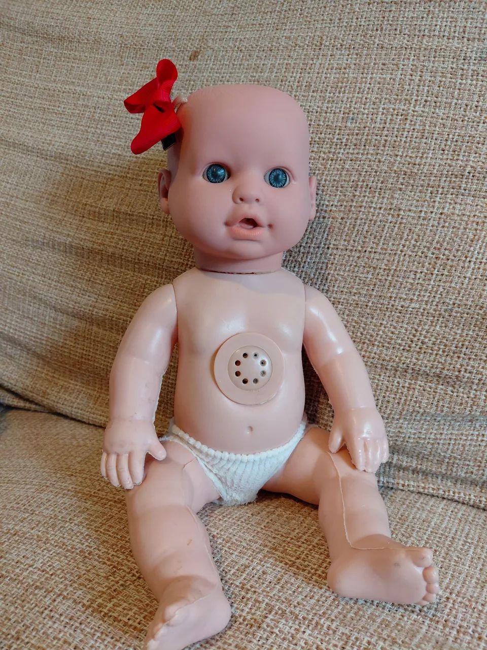 Boneca Bebê Antiga Anos 90/2000 Com Som Falante