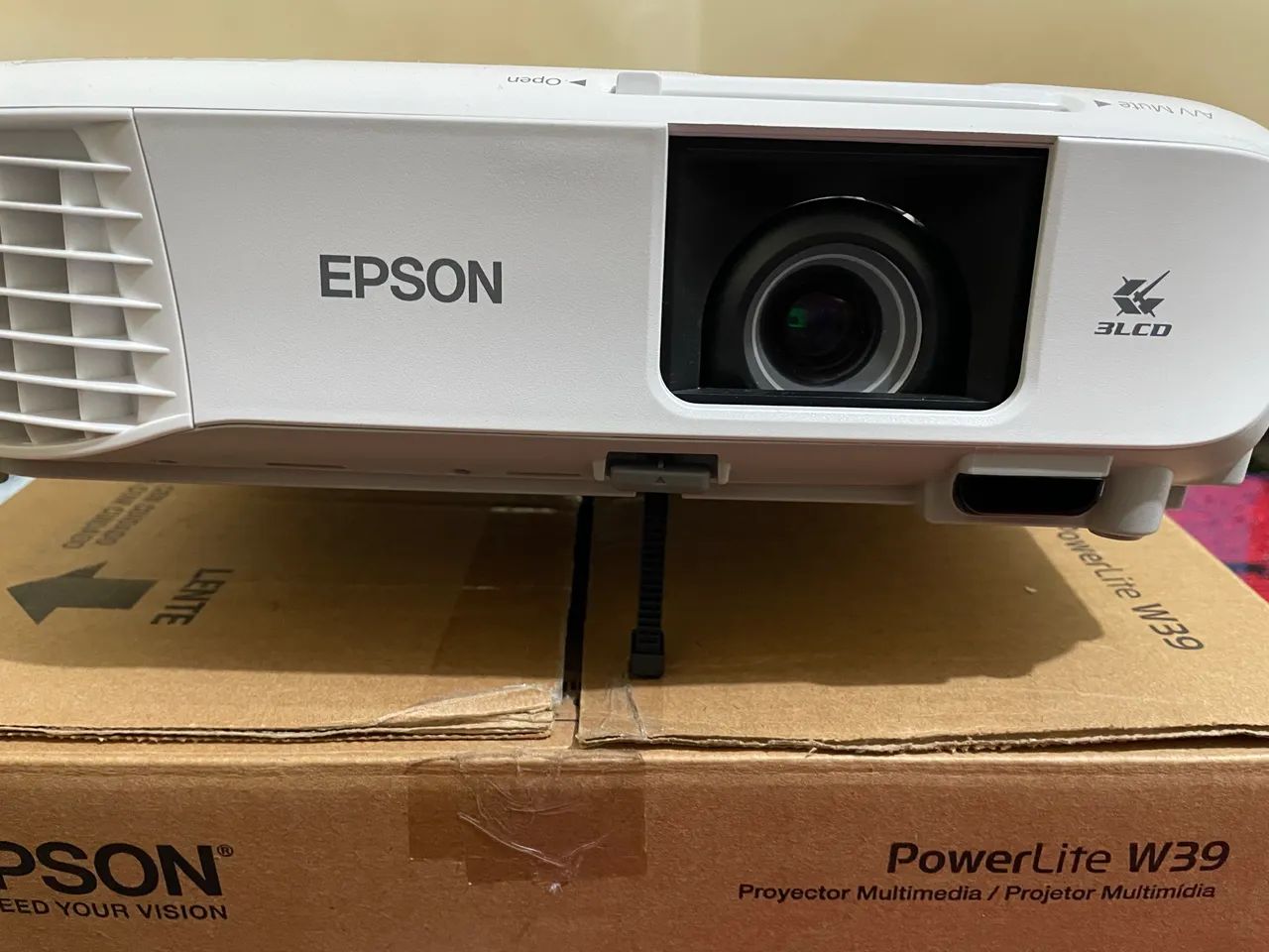 Projetor Epson Powerlite w39 - Foto 5