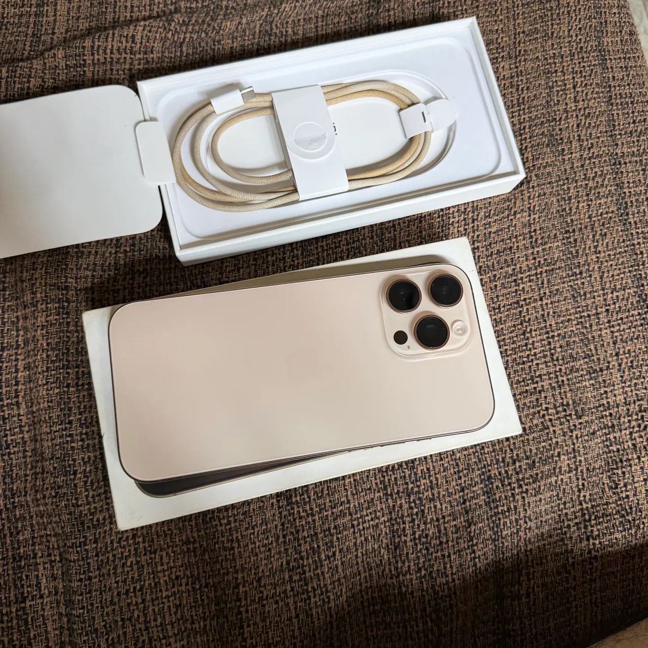 Iphone 16 pro max 256 91% bat sem detalhe - Foto 4
