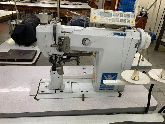 Maquina de costura industrial