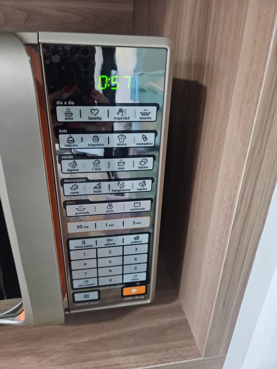 Forno micro-ondas 30litros - Foto 4