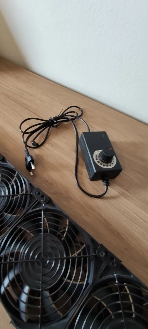 Cooler / Ventoinhas com Controle de Velocidade - 6 Fans - Funcionando - Foto 2