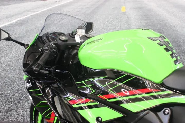 Kawasaki Zx-6r 636cc 2023 - 1472761041 | OLX