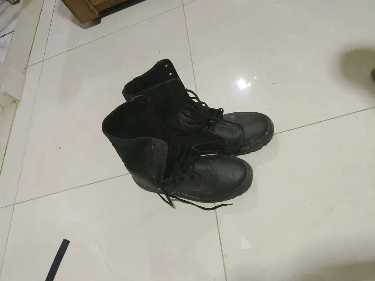 Bota nova . segurança  - Foto 3
