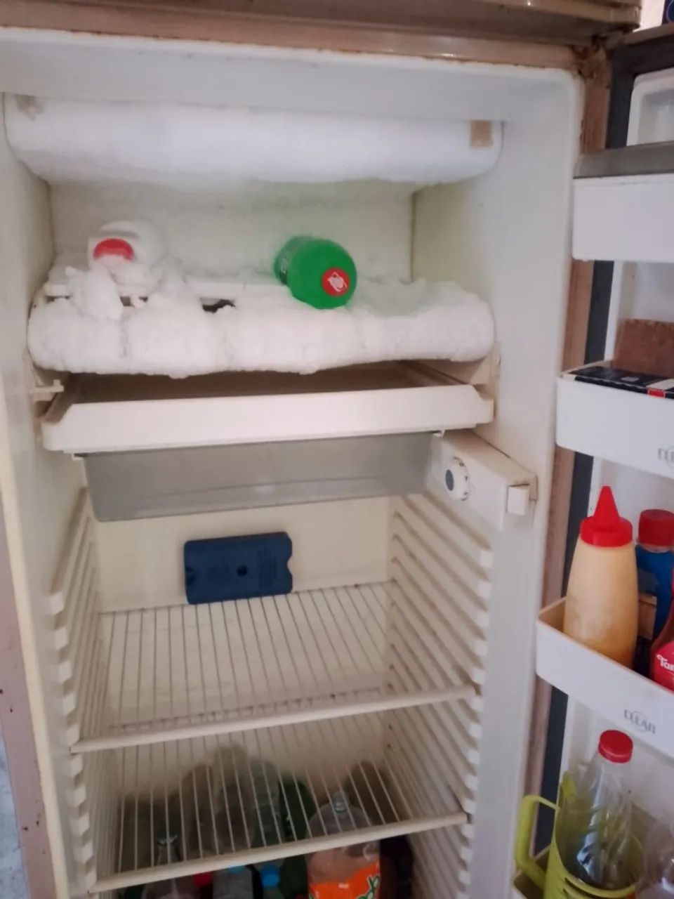GELADEIRA