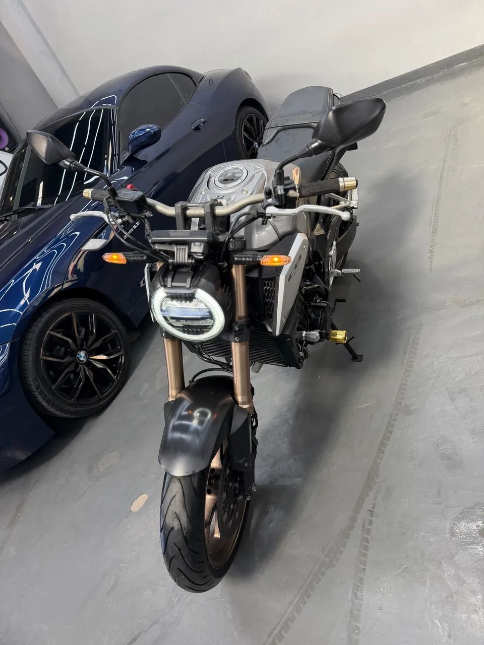 CB 650R 2020  - Foto 3