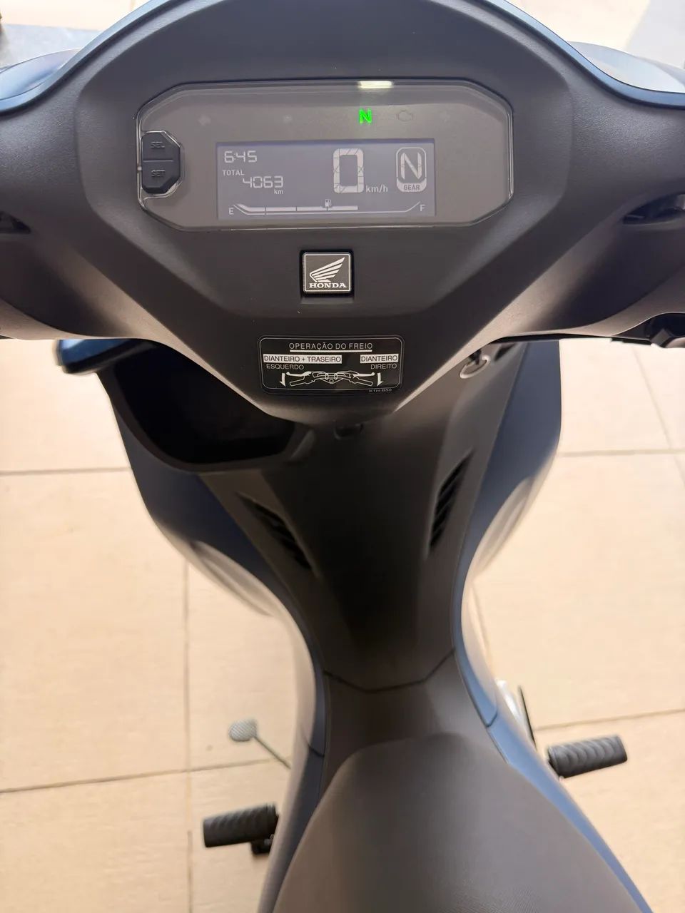 Biz 125 EX 2026 - Foto 3