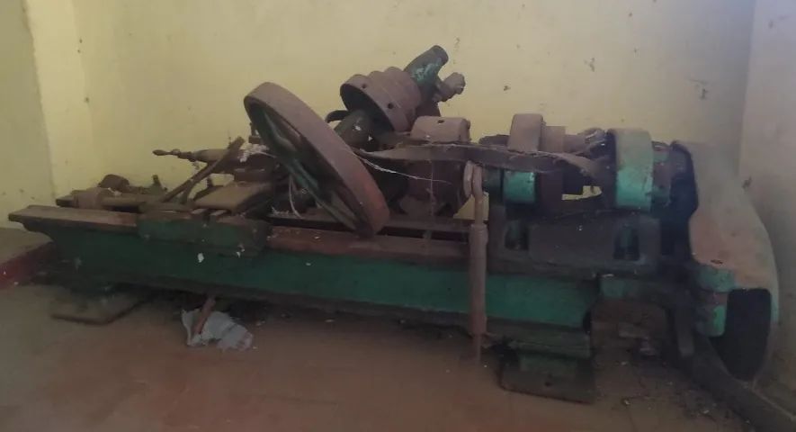 Torno mecânico horizontal