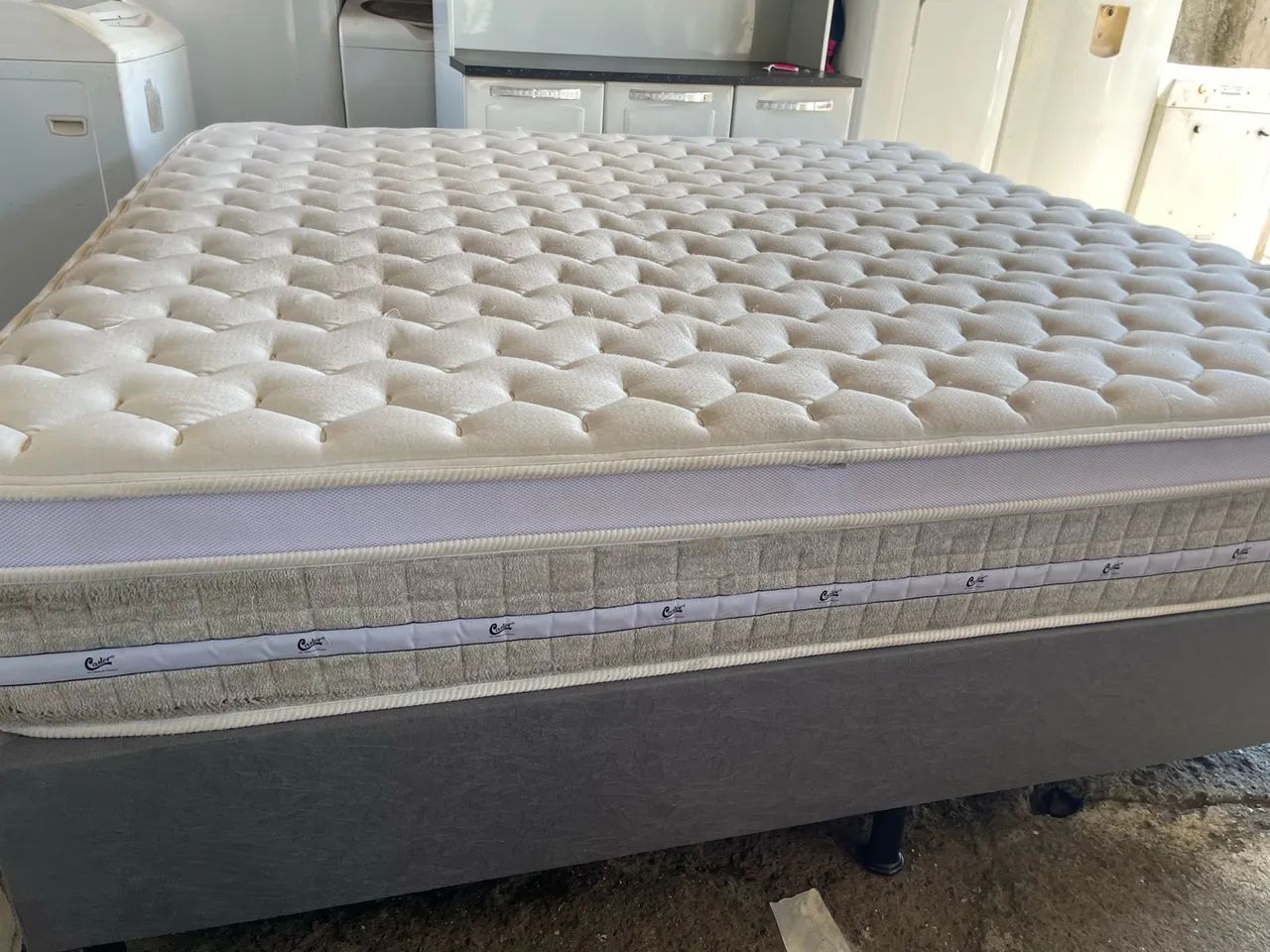 Vendo cama tamanho King size  - Foto 2
