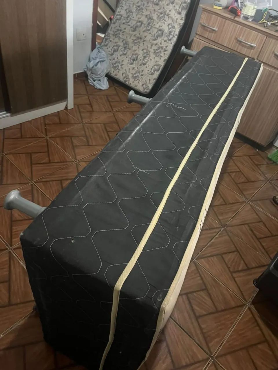 Vendendo 2 camas box em bom estado de conservação - Foto 4