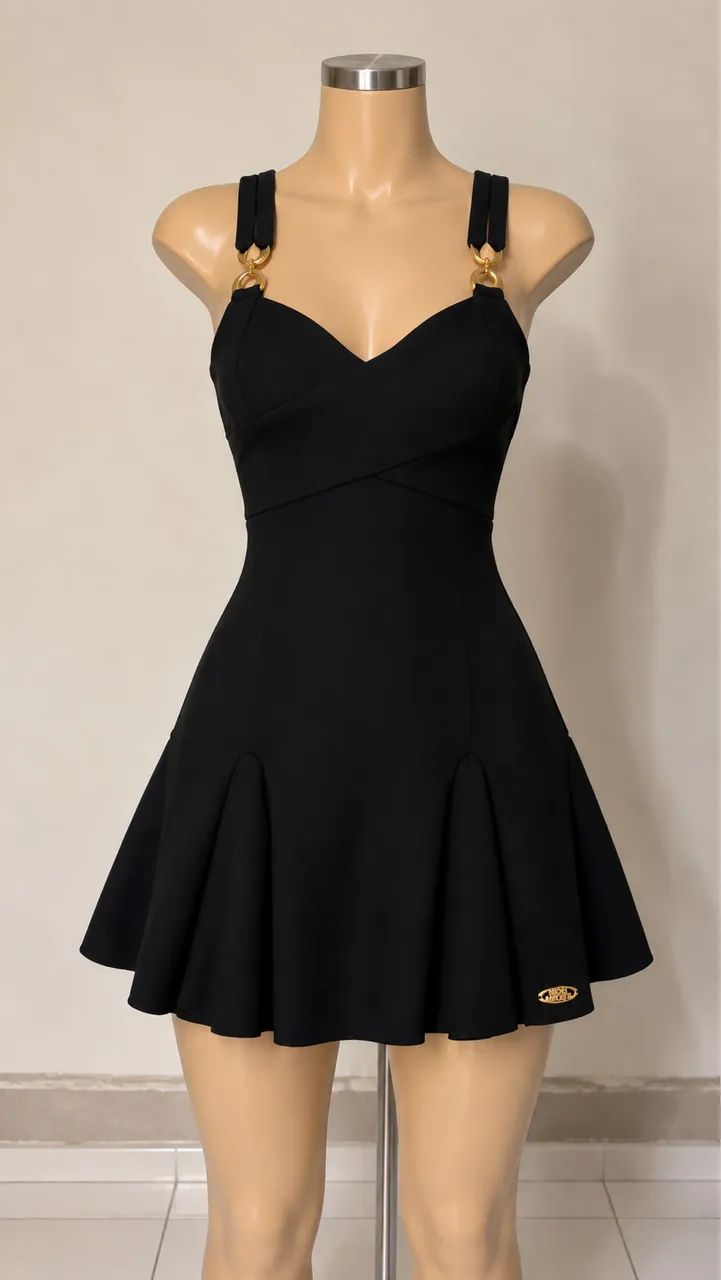Vestido Preto Elegante