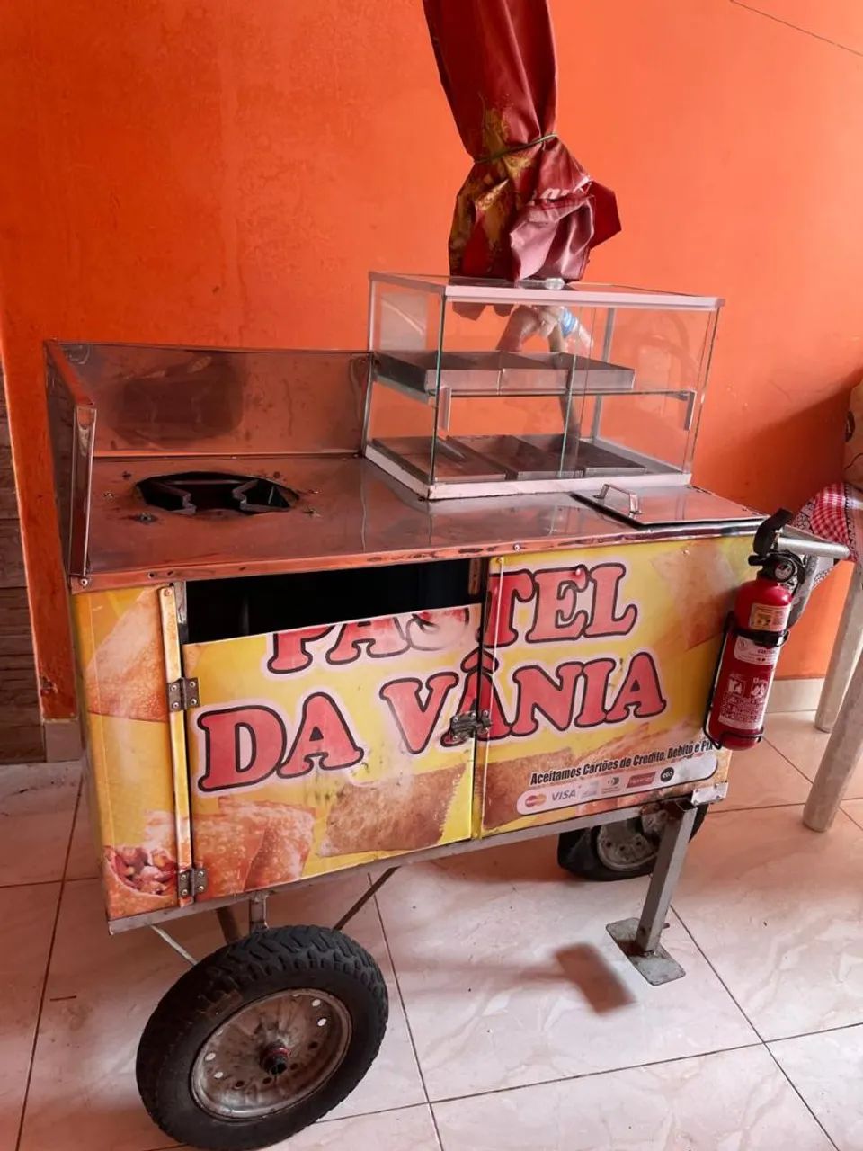 VENDO CARRINHO DE PASTEL/LANCHES