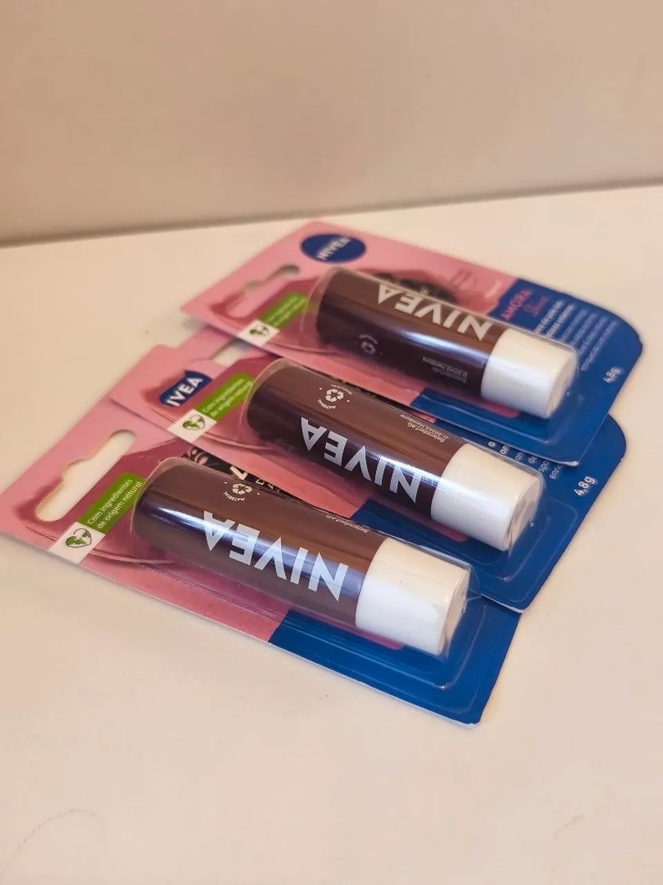 Hidratante Labial Nívea  - Foto 2