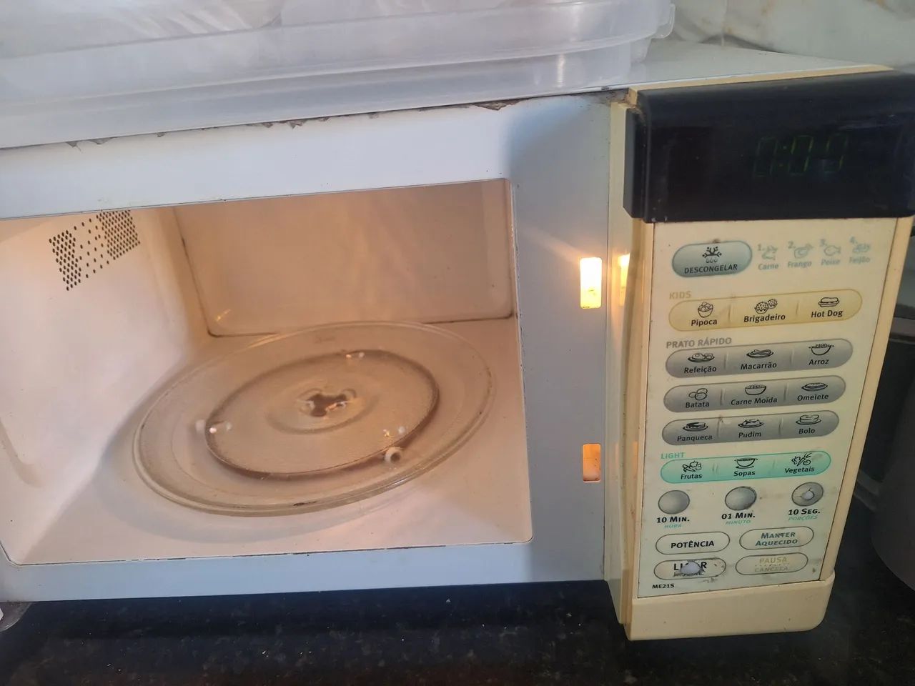 Vende se micro-ondas 