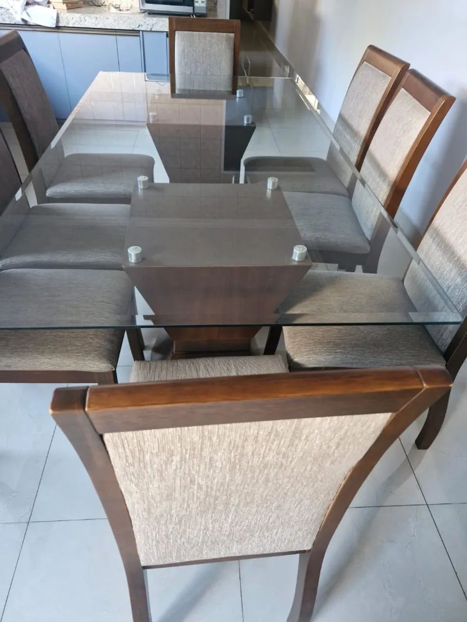 Mesa de vidro com 8 cadeiras  - Foto 3