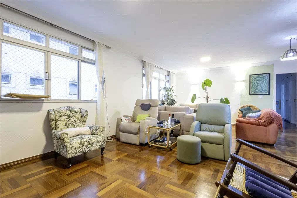 Apartamento à venda em Vila Mariana, com 3 quartos, 145 m² - Foto 2
