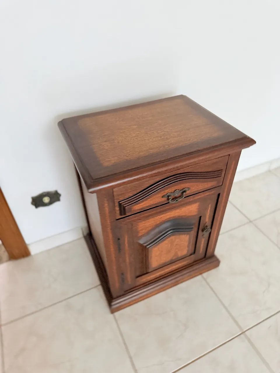 Mesa de cabeceira madeira maciça - Foto 3