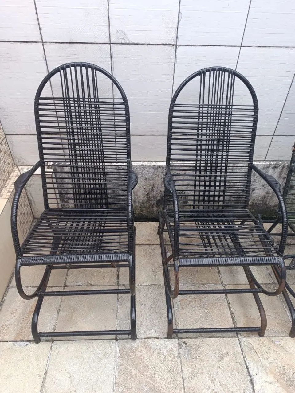 Vende-se três cadeiras de balanço seminovas. - Foto 2
