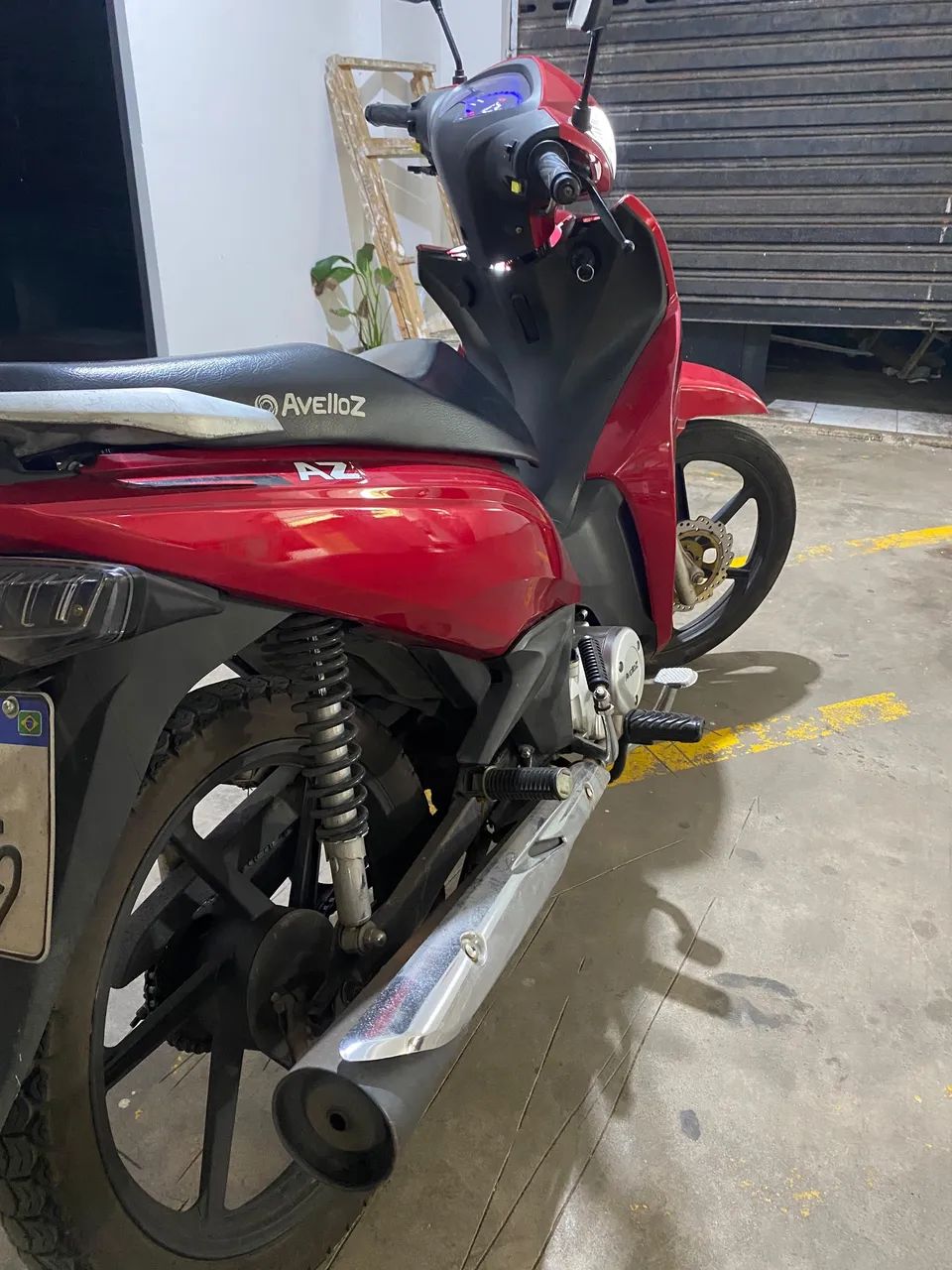 vendo moto avellos extremamente nova - Foto 5