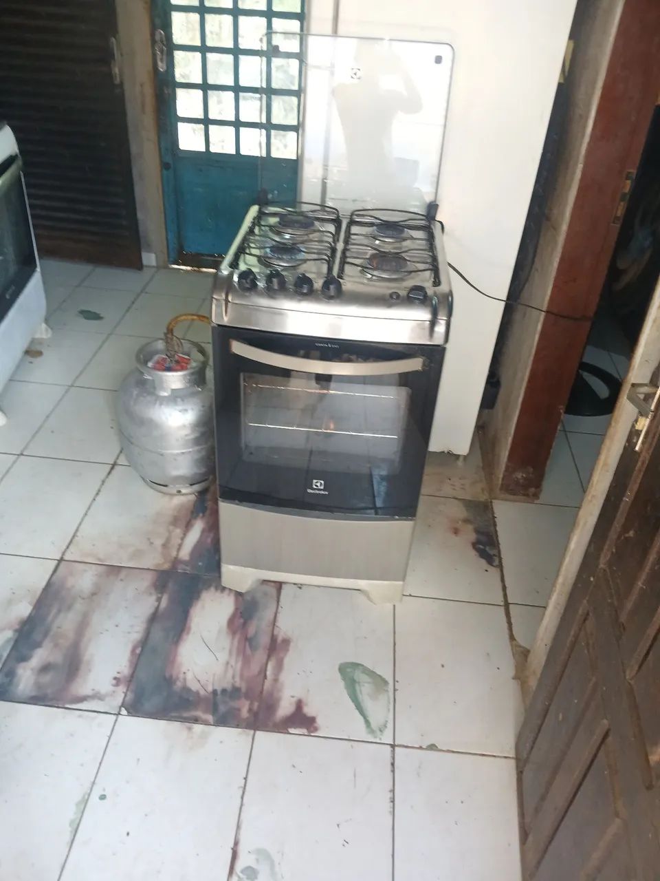 Fogão acendimento automático funcionando tudo entrego  - Foto 5