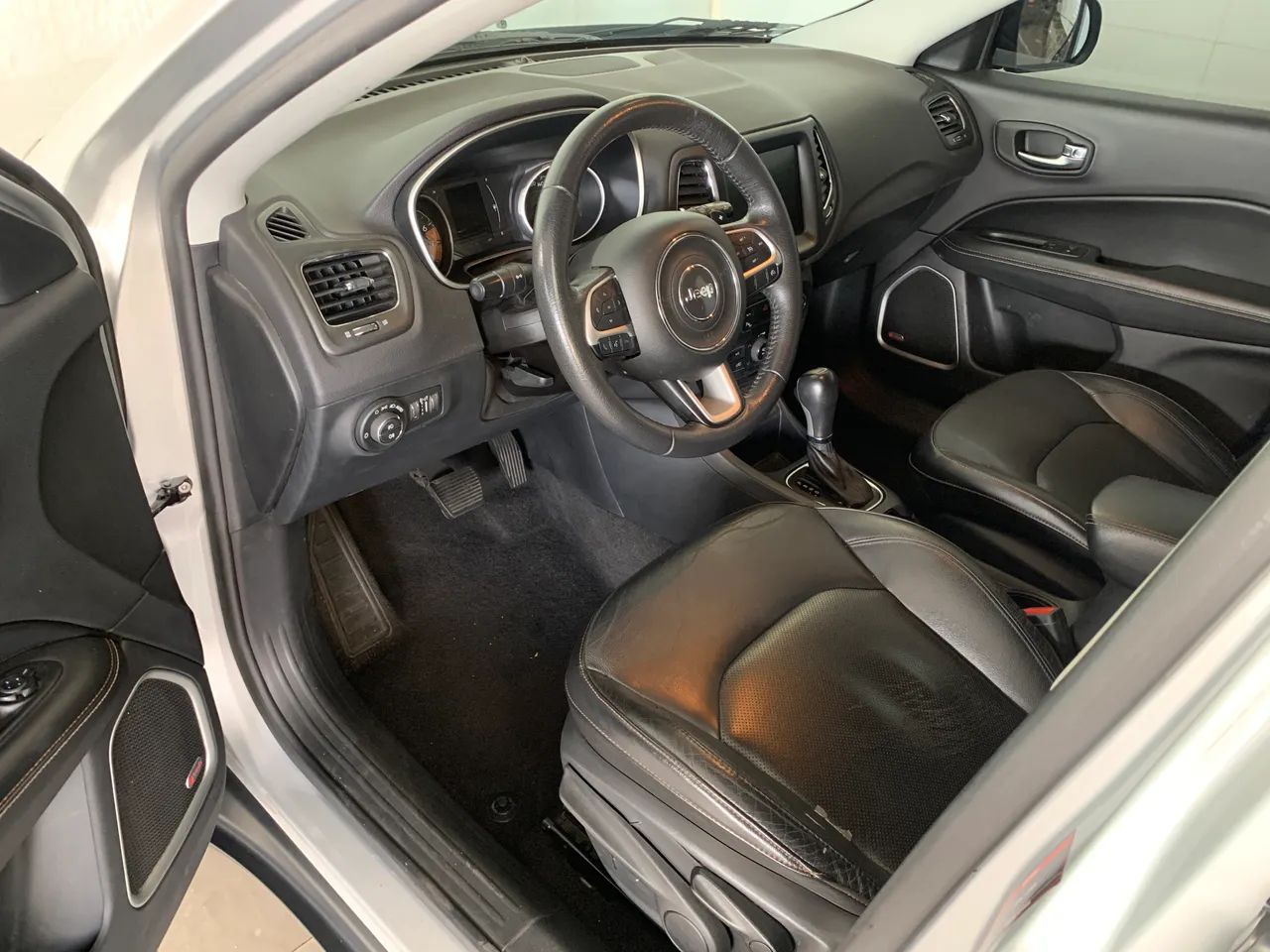 Jeep Compass Longitude 2.0 4X2 Flex 16V Aut. 2017 - Foto 3