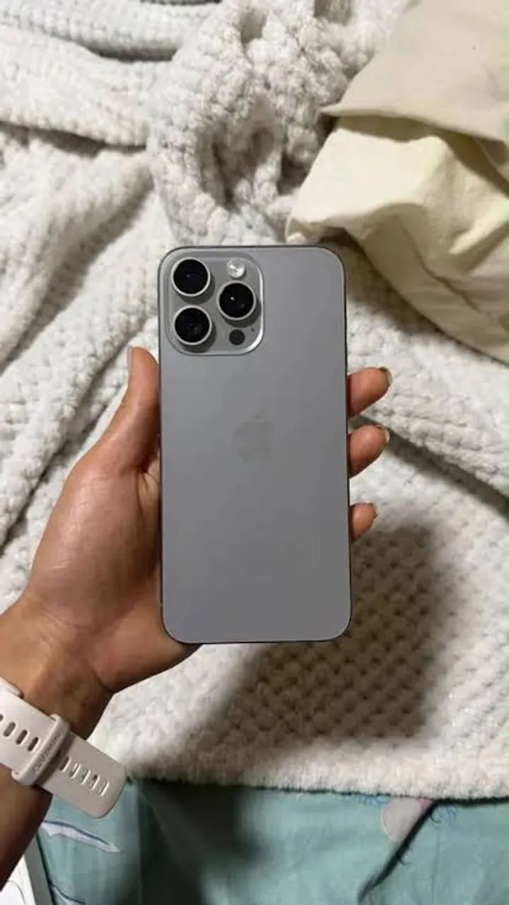 iPhone 15 pro max 512 GB