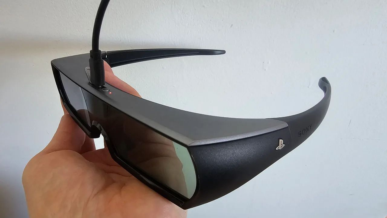 PlayStation 3D Display com SimulView (Dois Jogadores na Tela) + Óculos + Jogo e Filme 3D - Foto 4