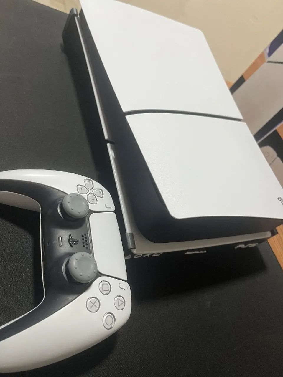 PS5 Slim 5 meses de uso  - Foto 4