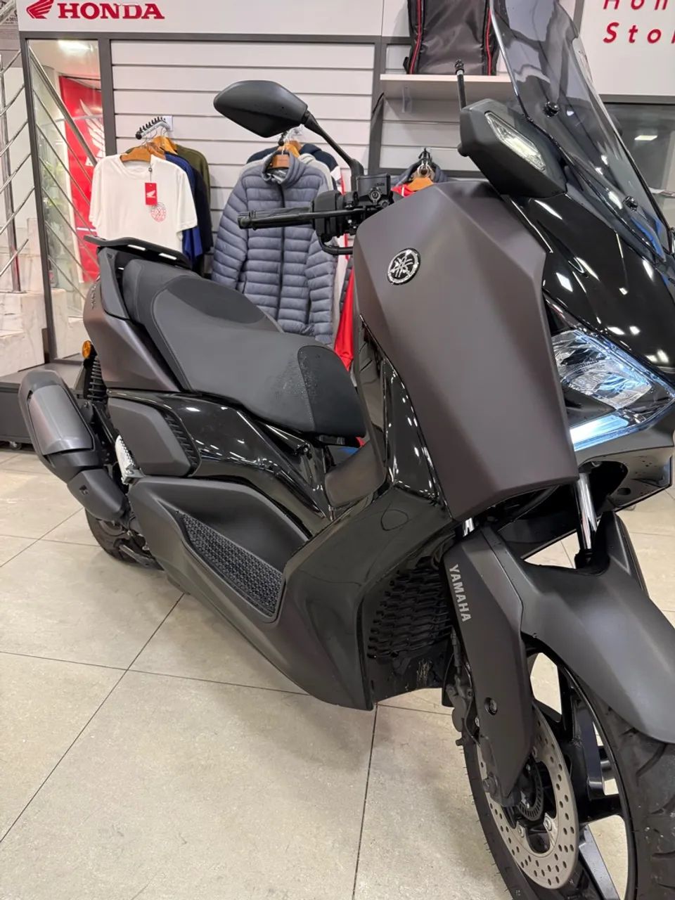 Xmax 300 conect 4400km marrom  - Foto 2