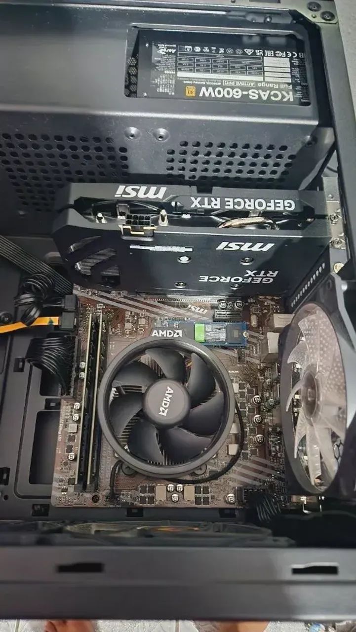 RTX 5060 8GB - Foto 3