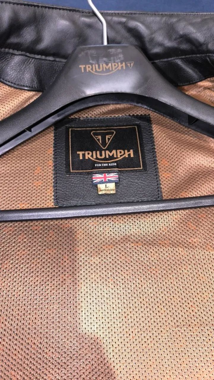 Jaqueta Triumph Braddan Air Race - Roupas - Parque Oratório, Santo