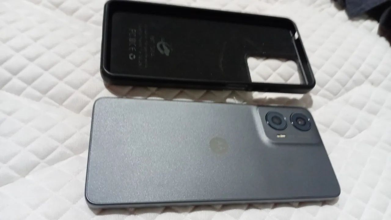 Moto g24 com com caixa nota fiscal e carregador  - Foto 2
