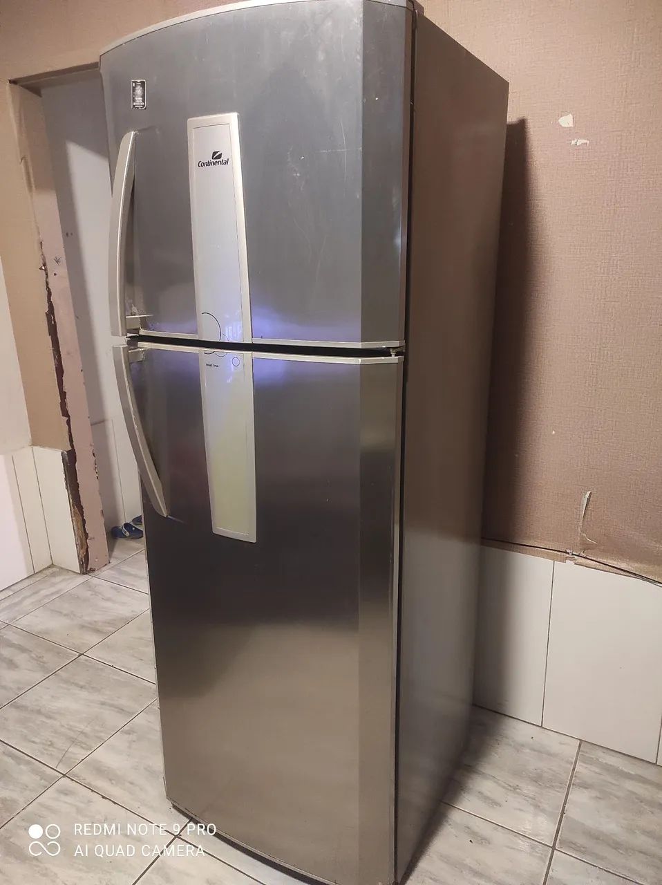 Vendo geladeira funcionando perfeitamente retirar em são José ou entregar a combinar  - Foto 2