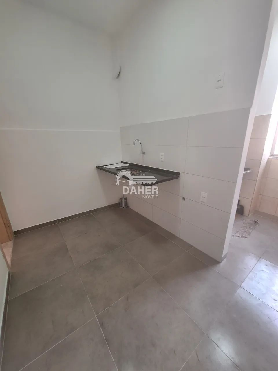 Apartamento 2 Quartos c/Dependência - Quintino. Cód CDQ 172 - Foto 5