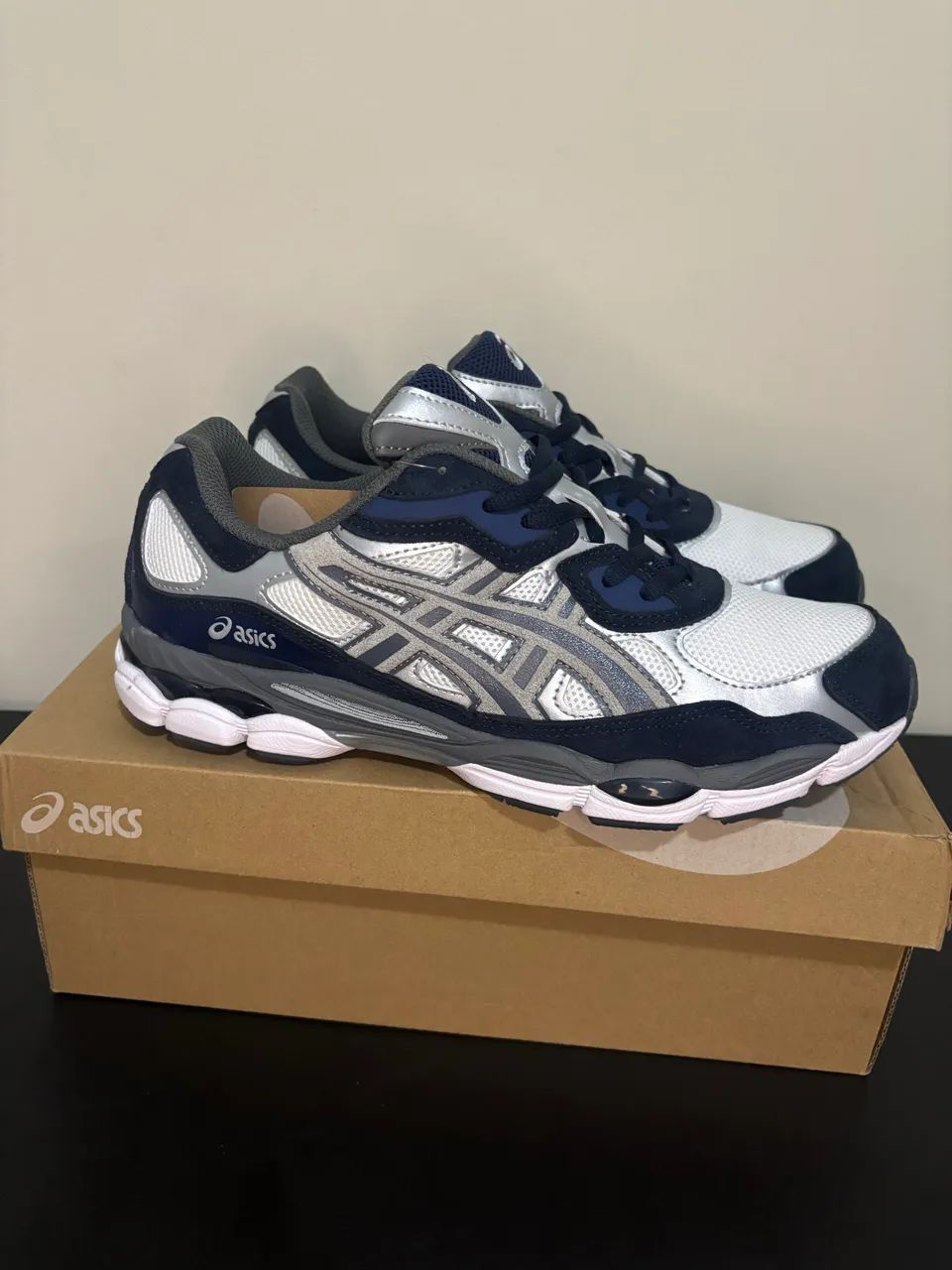 Asics gel NYC azul 
