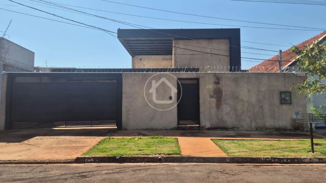 CASA COM 3 DORMITORIOS NA VILA SOBRINHO