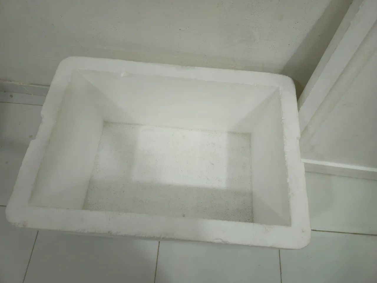 Caixa de Isopor 200L - Foto 2