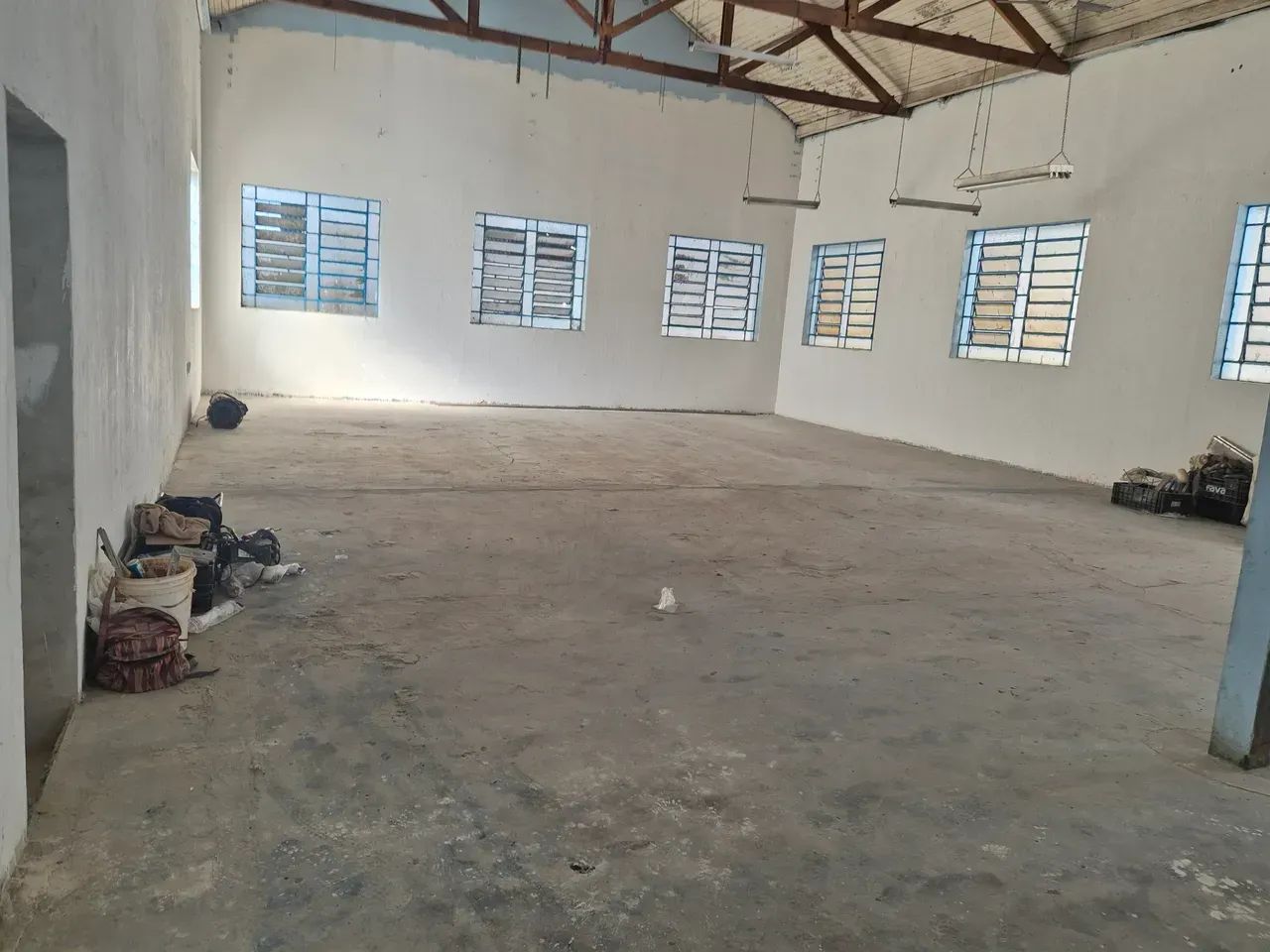 galpao 300 M2 vila industrial - proximo rodoviaria - Foto 3