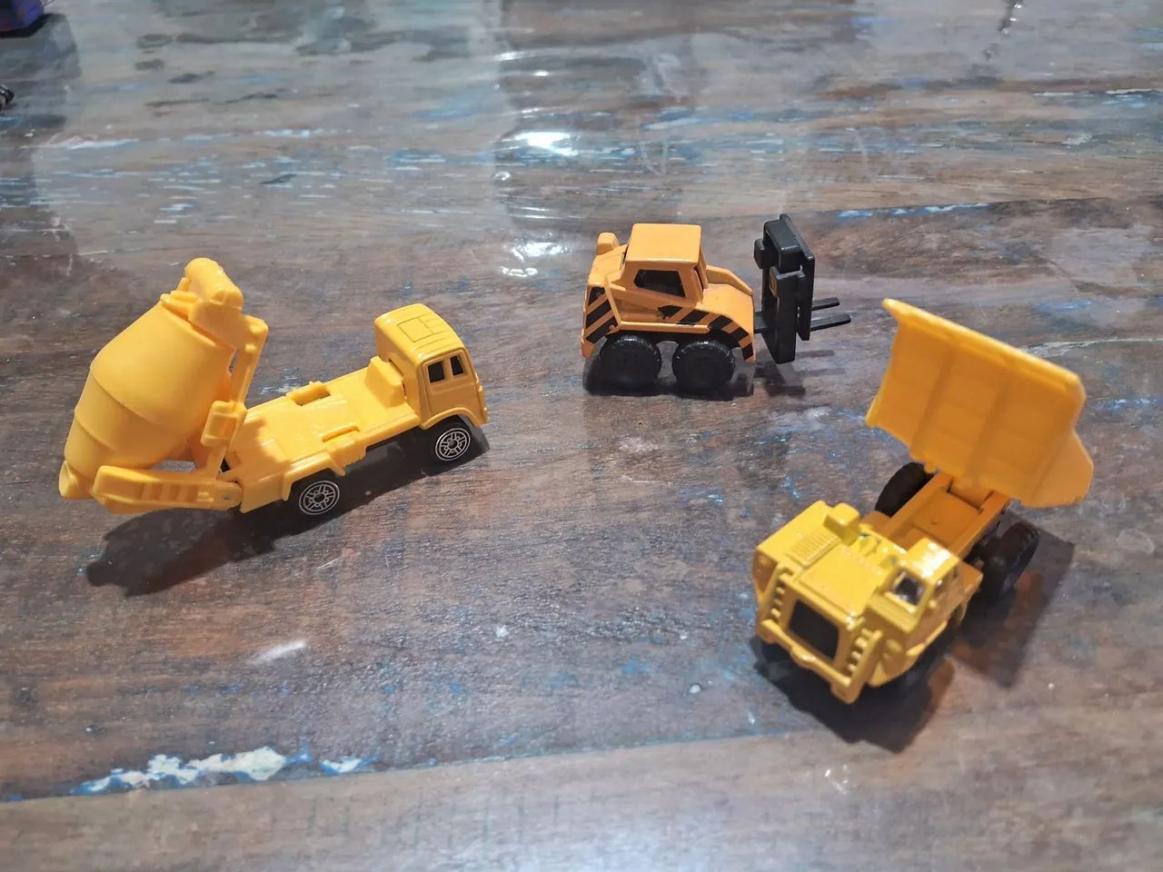 Caminhoes Miniaturas HO plastico - Foto 3