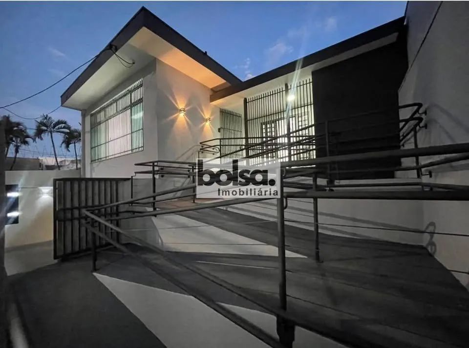 CASA COMERCIAL em CENTRO// Excelente para clinica!!! - Foto 2