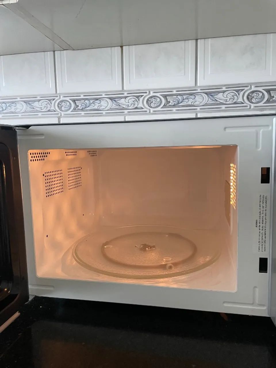 Microondas Philco NOVO 220V - Foto 4